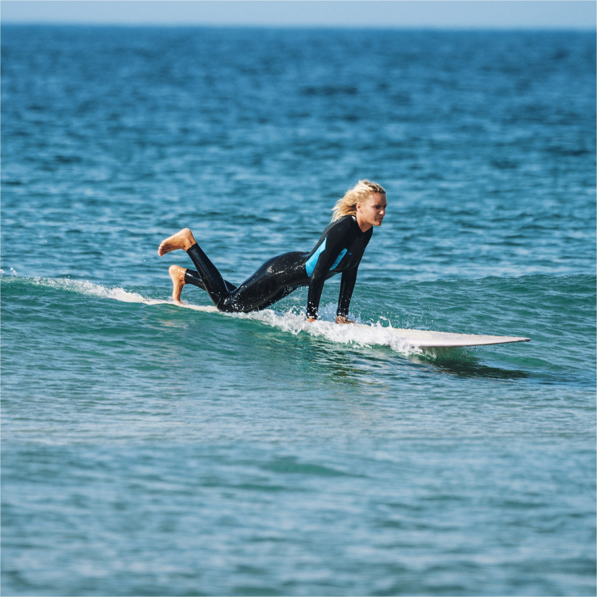 2026 O'Neill Dame Reactor -2 3/2mm Back Zip Våddragt 5042B - Black / Lyseblå